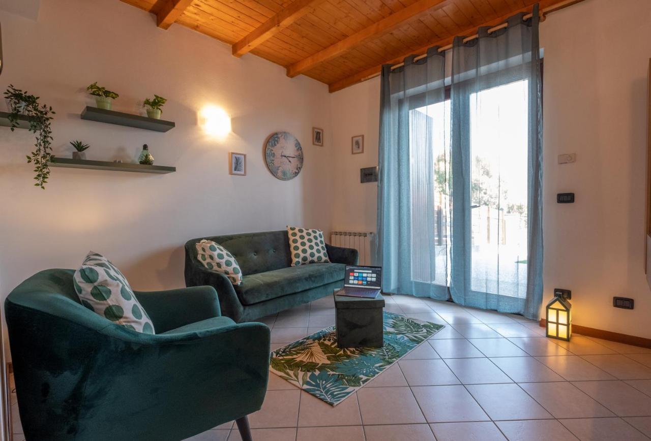 Happy Guest Apartments - Lake & Green Oasis Riva di Solto Kültér fotó